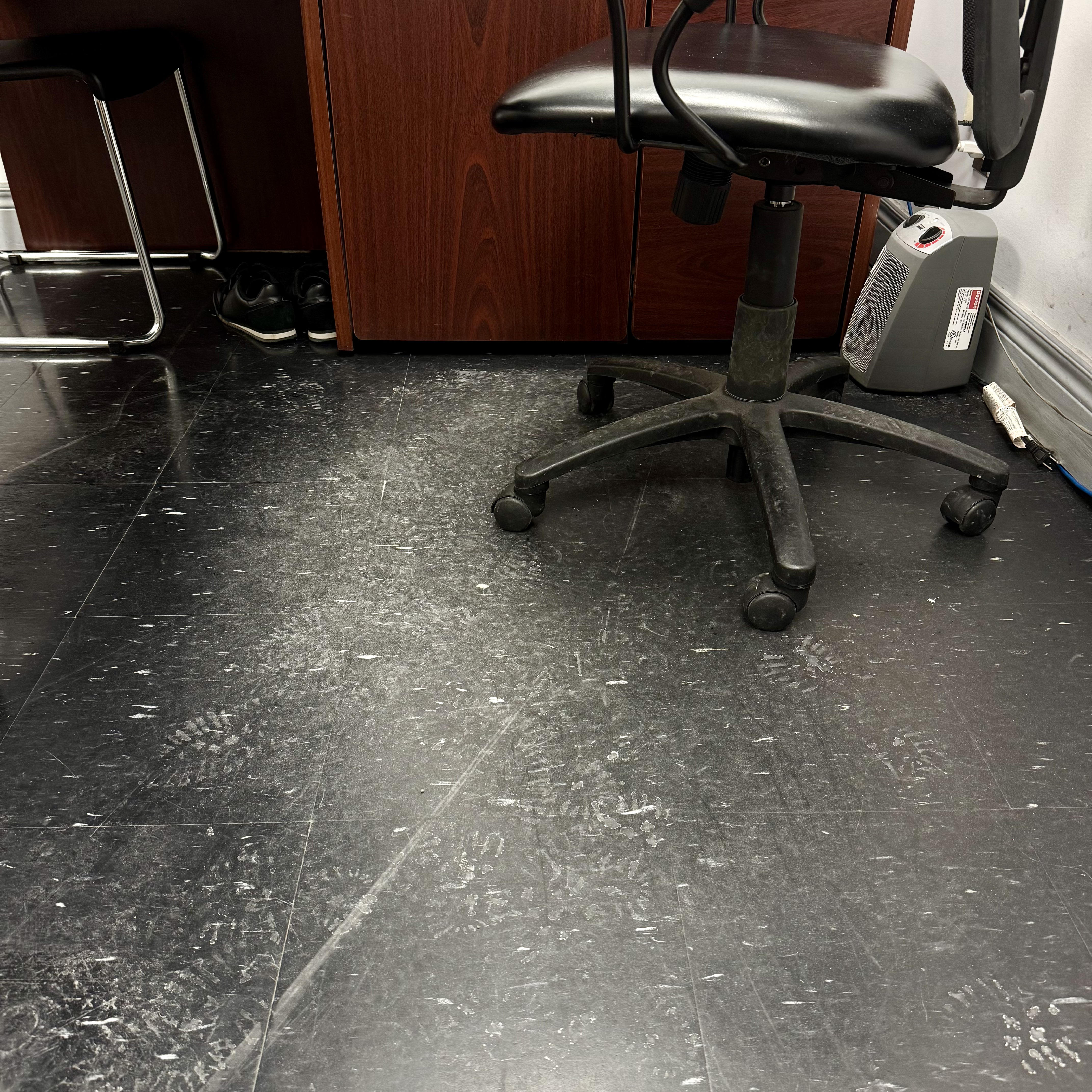 Office floor after detailed cleaning